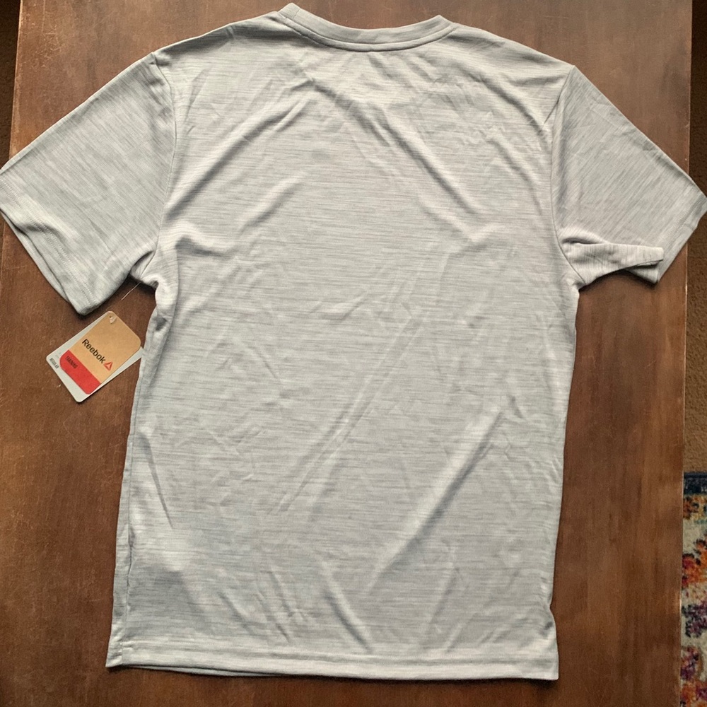 NWT Reebok Training Shirt - Picture 3 of 5